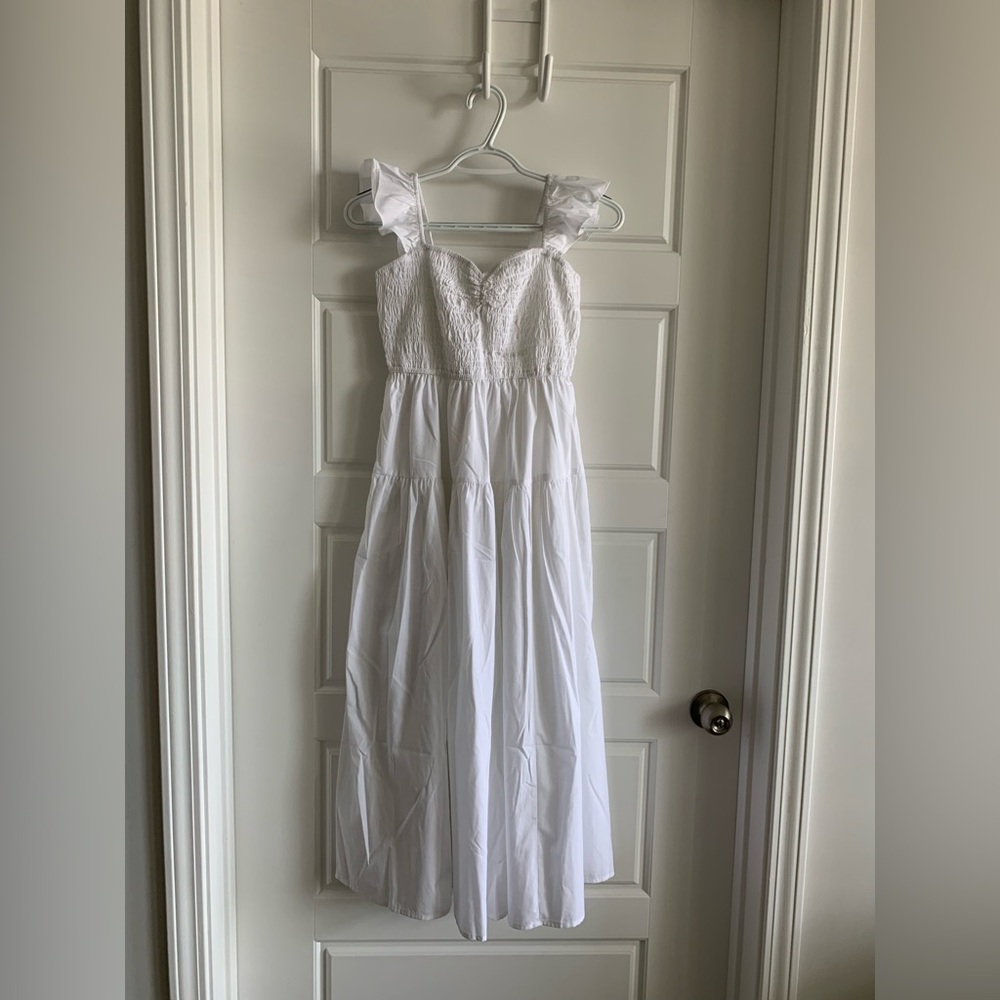NWT Abercrombie & Fitch Ruffle Strap Smocked Midi Dress